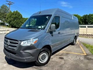 MERCEDES-BENZ SPRINTER 2500