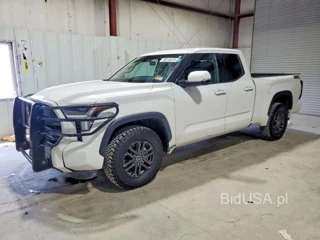 TOYOTA TUNDRA SR5