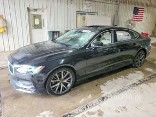 VOLVO S90 T6 MOMENTUM