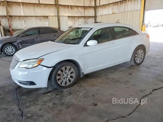 CHRYSLER 200 LX