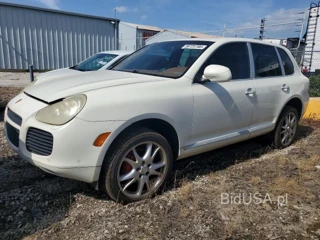PORSCHE CAYENNE TURBO