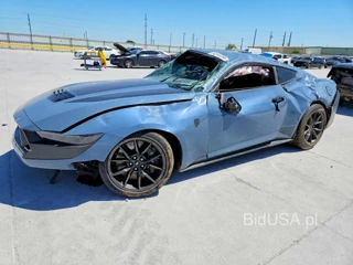 FORD MUSTANG DARK HORSE