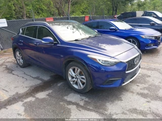 INFINITI INFINITI QX30 LUXE