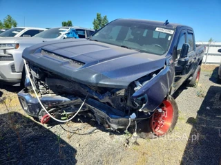GMC SIERRA K2500 AT4