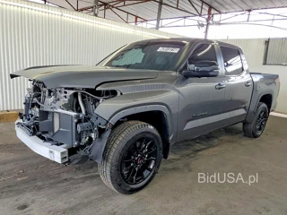 TOYOTA TUNDRA LIMITED