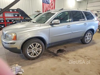 VOLVO XC90 V8