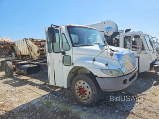 INTERNATIONAL 4300