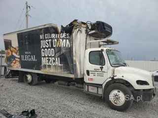 FREIGHTLINER M2 106 MEDIUM DUTY