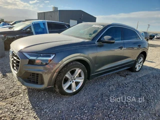 AUDI Q8 PREMIUM