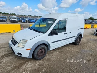 FORD TRANSIT CONNECT TITANIUM