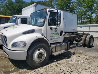 FREIGHTLINER M2 106 MEDIUM DUTY