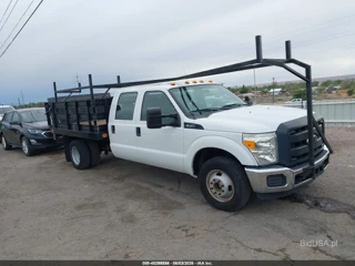 FORD FORD F-350 CHASSIS XL