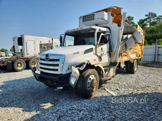 HINO 258/268