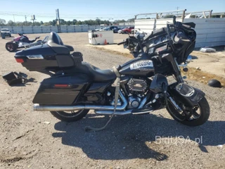 HARLEY-DAVIDSON FLHXS STREET GLIDE SPECIAL