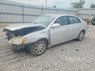 TOYOTA AVALON LIMITED