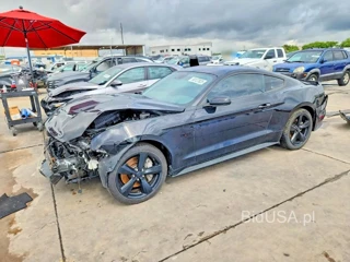 FORD MUSTANG GT