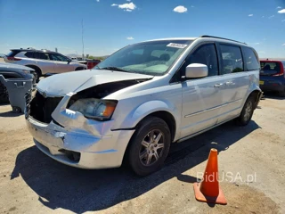 CHRYSLER TOWN & COUNTRY TOURING
