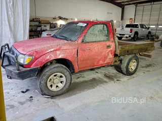 TOYOTA TACOMA