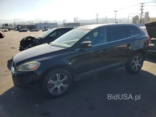 VOLVO XC60 T6
