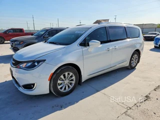 CHRYSLER PACIFICA TOURING L