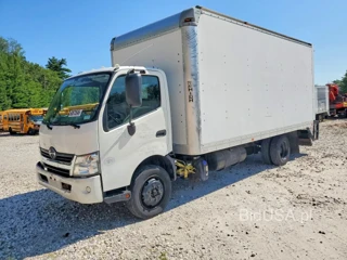 HINO 195