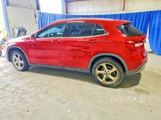 MERCEDES-BENZ GLA 250 4MATIC