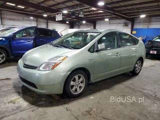 TOYOTA PRIUS BASE