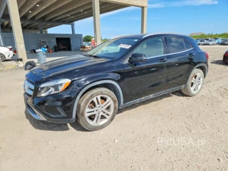 MERCEDES-BENZ GLA 250 4MATIC