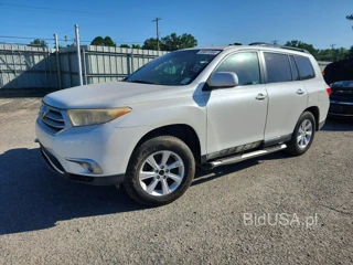 TOYOTA HIGHLANDER SE