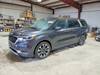 KIA CARNIVAL EX