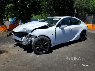 LEXUS IS 300 F SPORT DESIGN
