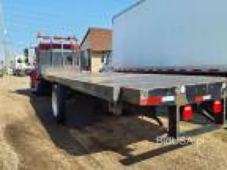 FREIGHTLINER M2 106 MEDIUM DUTY