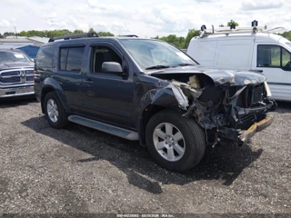NISSAN NISSAN PATHFINDER SE