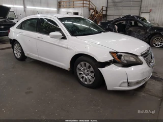 CHRYSLER CHRYSLER 200 LX
