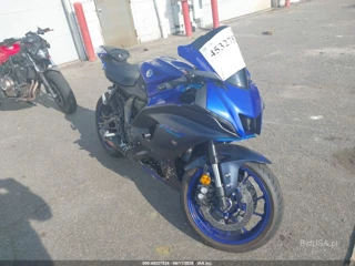 YAMAHA YAMAHA YZFR7