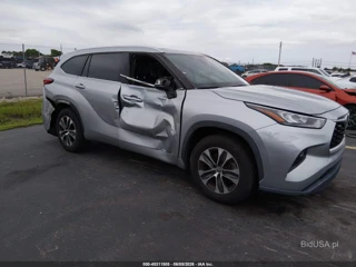 TOYOTA TOYOTA HIGHLANDER XLE