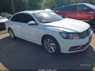 VOLKSWAGEN VOLKSWAGEN PASSAT 2.0T SE