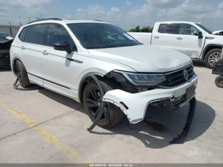 VOLKSWAGEN VOLKSWAGEN TIGUAN 2.0T SE R-LINE BLACK