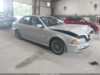 BMW 528I
