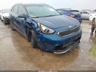 KIA KIA NIRO LX