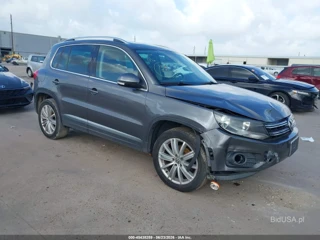 VOLKSWAGEN VOLKSWAGEN TIGUAN SE