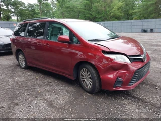 TOYOTA TOYOTA SIENNA LE