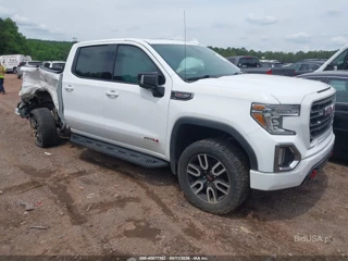 GMC SIERRA 1500 4WD  SHORT BOX AT4