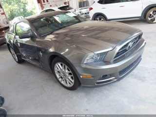 FORD FORD MUSTANG V6 PREMIUM