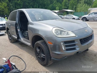 PORSCHE PORSCHE CAYENNE