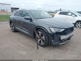 AUDI AUDI E-TRON PREMIUM PLUS