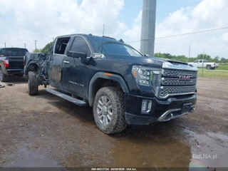 GMC SIERRA 2500HD 4WD  STANDARD BED DENALI