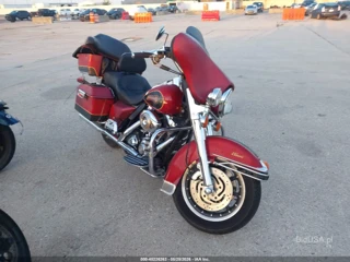 HARLEY-DAVIDSON HARLEY-DAVIDSON FLHT CLASSIC