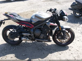 TRIUMPH MOTORCYCLE TRIUMPH MOTORCYCLE STREET TRIPLE R (LRH)