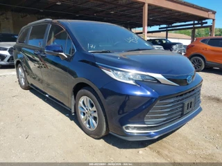 TOYOTA TOYOTA SIENNA LIMITED